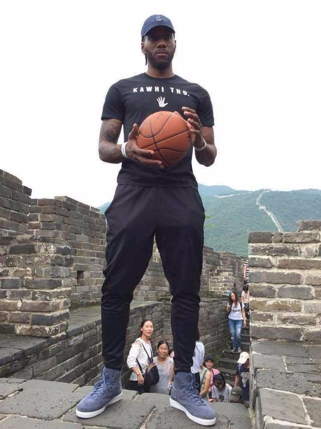 大连人成功逃离降级区（大连人摆脱降级险境）