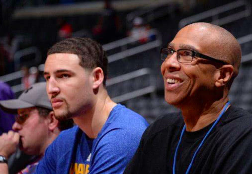 动漫展示欧冠新一轮第一比赛日的结果：（欧冠新一轮首个比赛日赛果动画一览）