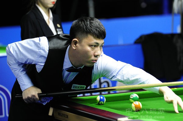 足球超级联 足球超级联